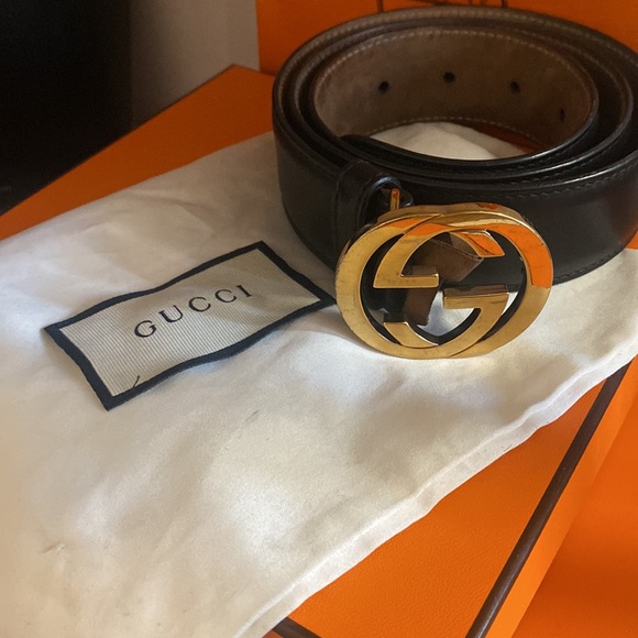 Authentic GG Gucci Belt with Gold Hardware Sz 85 - Picture 4 of 7
